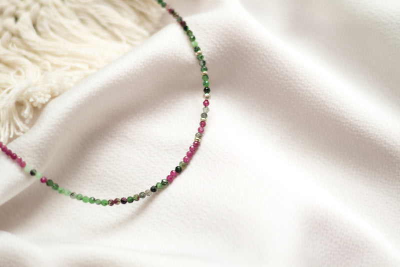Collar Rubí Zoisita