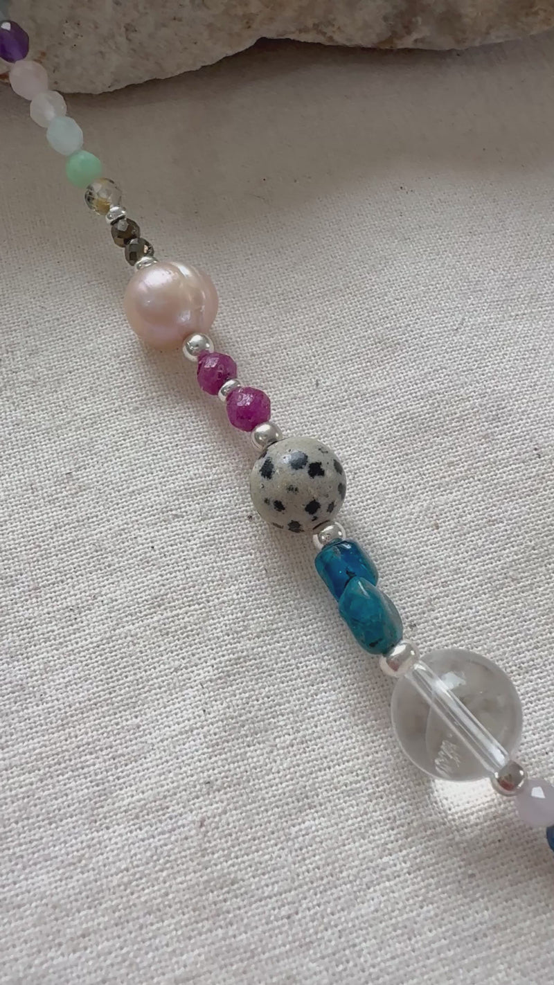 Collar universo